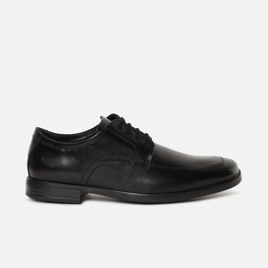 CLARKS Men Solid Apron Toe Leather Formal Shoes