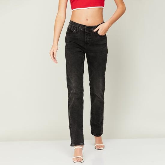 levis-women-dark-wash-tapered-fit-jeans
