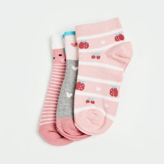 FAME FOREVER Girls Printed Ankle Length Socks- Pack of 3