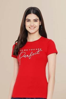 typographic-cotton-round-neck-women's-t-shirt---red
