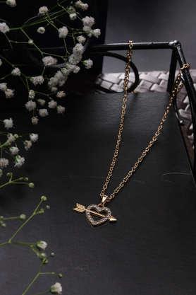 Trendsetting Gold Color Western Necklace with Delicate heart Hanging Charm