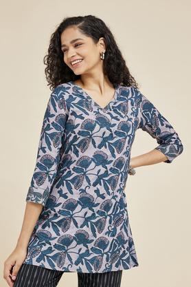 Printed Rayon V Neck Women's Casual Wear Tunic - Blue