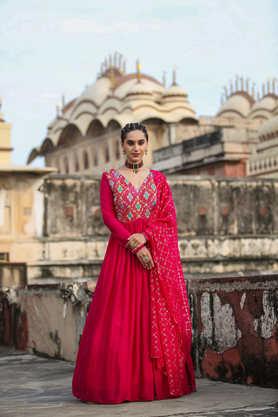 bandhani-v-neck-silk-women's-gown---pink