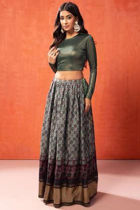 Regular Fit Full Length Silk Women's Casual Wear Skirt - Green